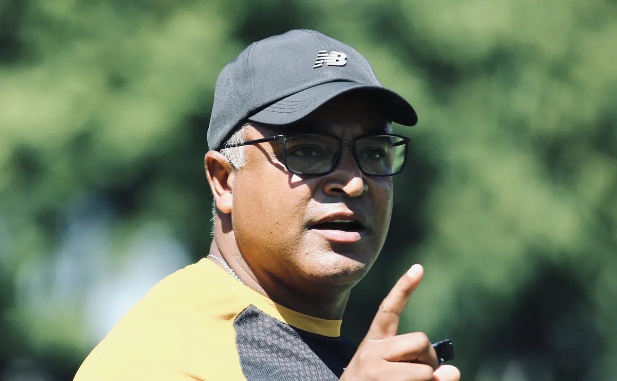 Roger Machado reencontra o Inter pelo São Paulo podendo quebrar sequência de vitórias do Colorado