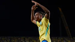 Danilo marcou o primeiro gol na vitória do Brasil