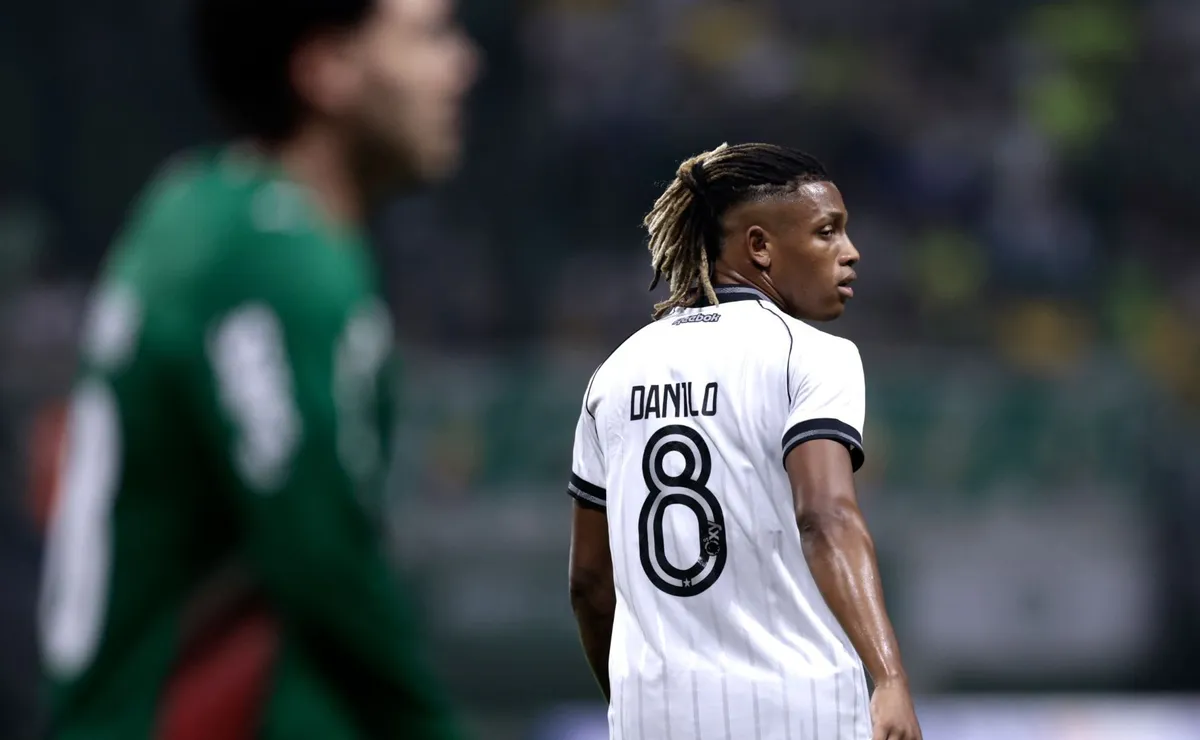 Botafogo abre vantagem sobre São Paulo em convocados para Copas e vê Flamengo encostar