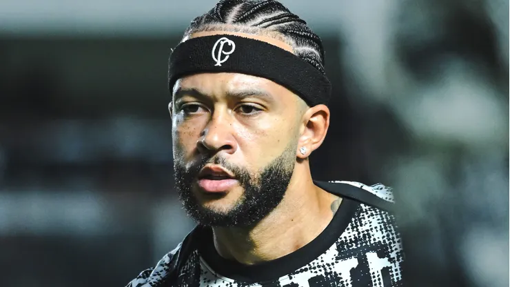 Memphis tem data marcada com o Timão - Foto: Jota Erre/AGIF