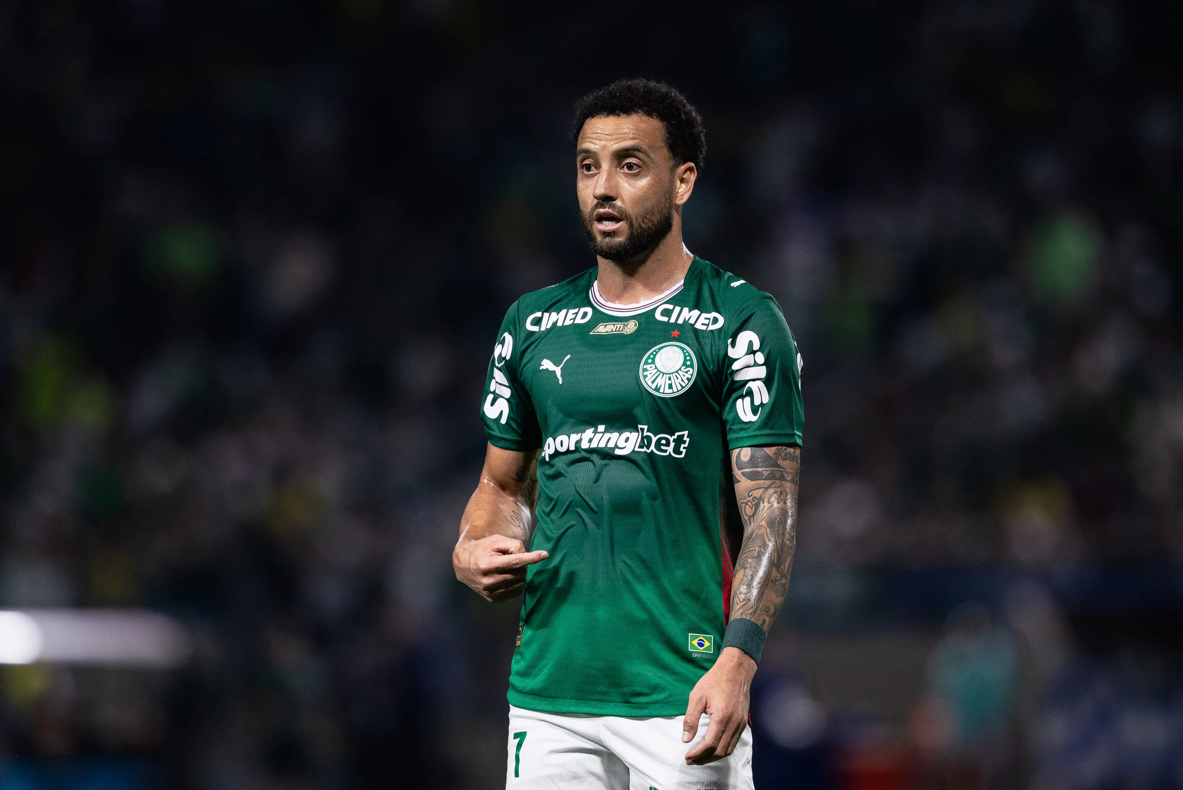 Descansado, Felipe Anderson deve assumir vaga de Maurício, outro que volta da Data FIFA, contra o Grêmio – Foto: Ettore Chiereguini/AGIF