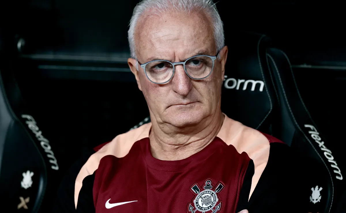 Botafogo cogitou Dorival Júnior antes de avançar por Franclim Carvalho: “Tem uma multa alta”