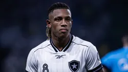 Danilo jogador do Botafogo durante partida contra o Palmeiras no estadio Arena Allianz Parque pelo campeonato Brasileiro A 2026. Foto: Ettore Chiereguini/AGIF