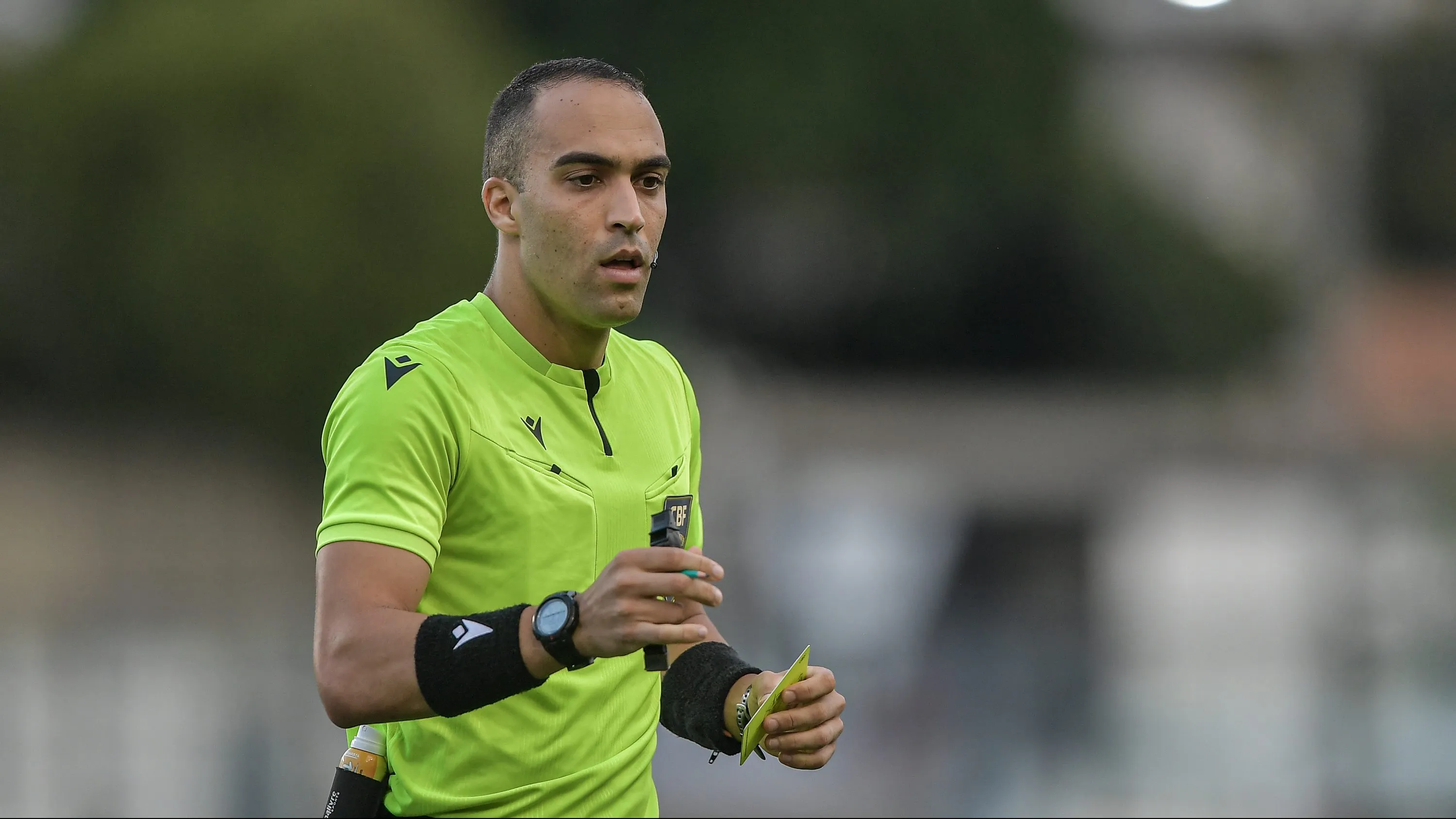 O árbitro Davi De Oliveira Lacerda. Foto: Thiago Ribeiro/AGIF