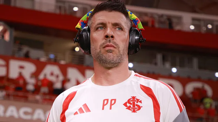 Paulo Pezzolano durante o confronto entre Internacional e São Paulo