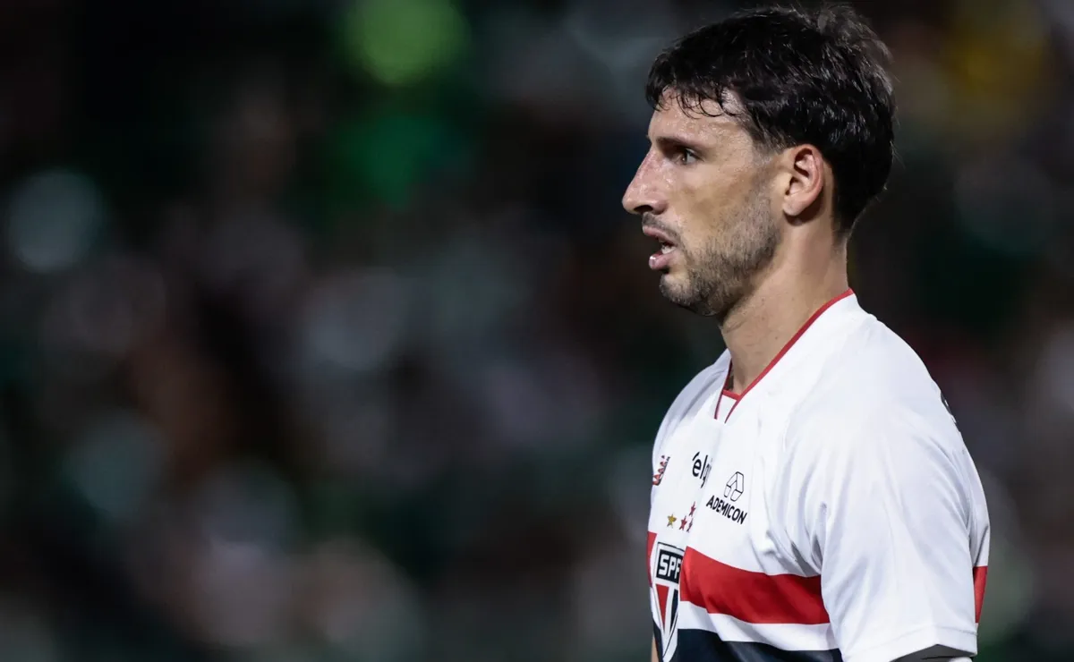 Calleri sai em defesa de Roger Machado após empate do São Paulo contra o Internacional: “Grande treinador”