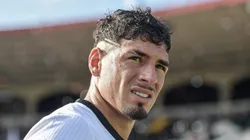 Saldivia jogador do Vasco durante partida contra o Gremio no estadio Sao Januario pelo campeonato Brasileiro A 2026. Foto: Thiago Ribeiro/AGIF