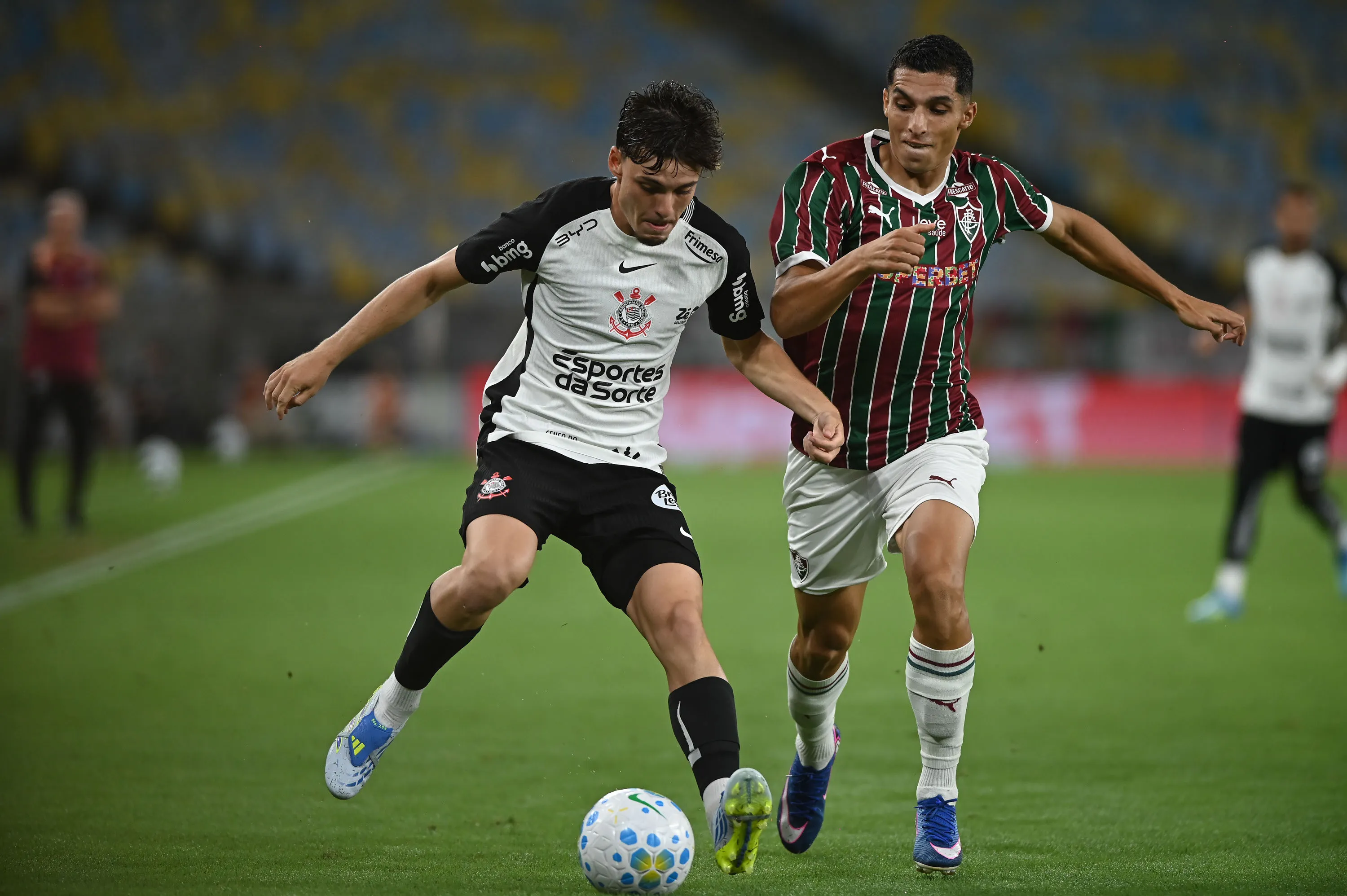 RJ – RIO DE JANEIRO – 01/04/2026 – BRASILEIRO A 2026, FLUMINENSE X CORINTHIANS – Lance da partida entre Fluminense e Corinthians no estadio Maracana pelo campeonato Brasileiro A 2026. Foto: Jayson Braga/AGIF