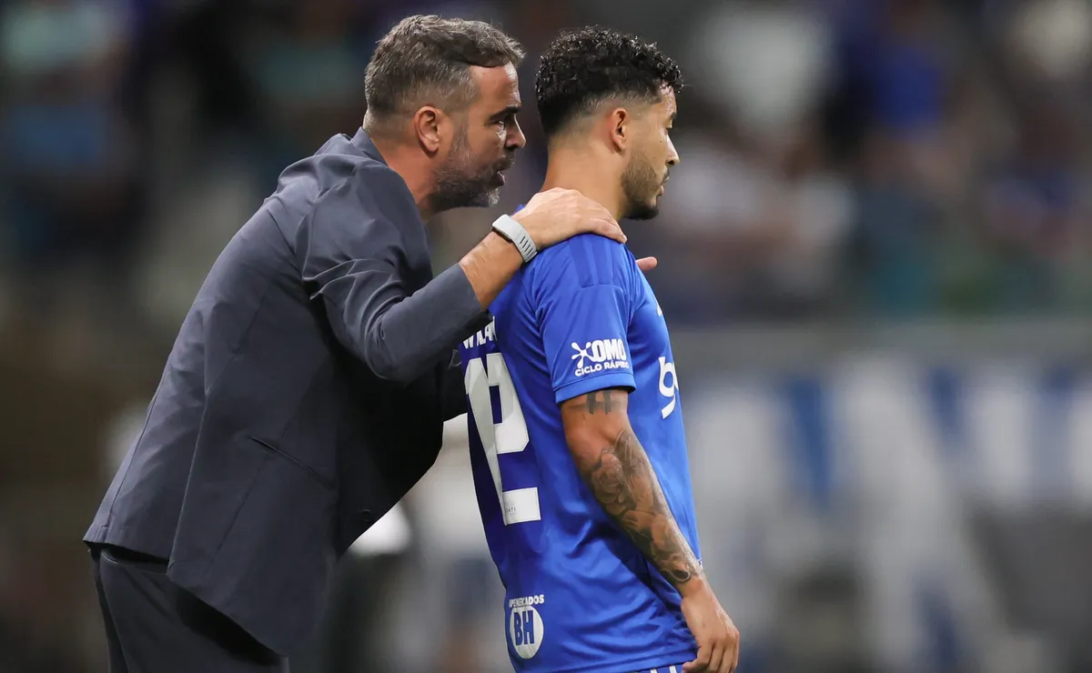 Artur Jorge comemora triunfo do Cruzeiro contra o Vitória, mas prega cautela: “Vai me dar trabalho”