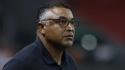 Roger Machado critica excesso de cruzamentos do São Paulo