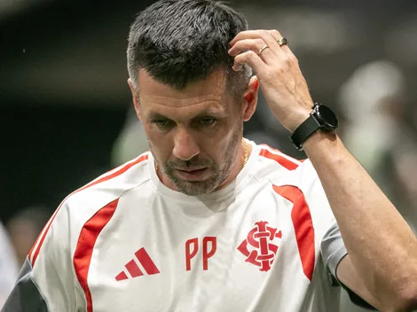 Pezzolano defende estratégia, mas alerta sobre problema defensivo