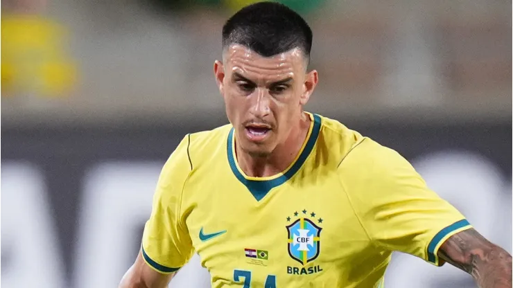 Zagueiro tem o futuro incerto - Foto: Rich Storry/Getty Images.