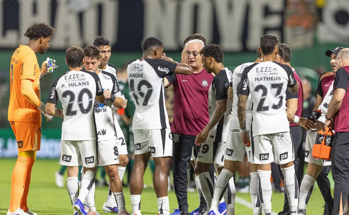Corinthians iguala sequência sem vitórias de 2023 e vê momento atual repetir padrão complicado