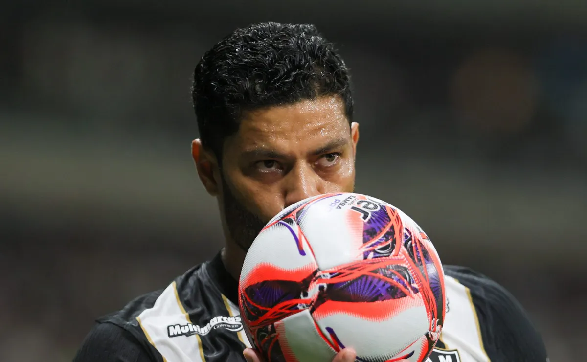 IA crava vitória do Atlético-MG contra a Chapecoense e projeta protagonismo do Hulk