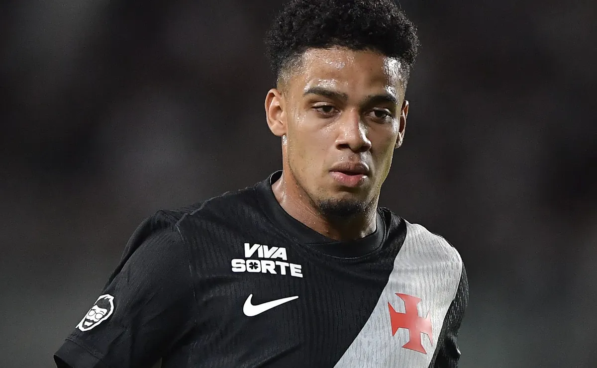 Lesão no joelho de Brenner vira tensão no Vasco e acende preocupação por longo desfalque