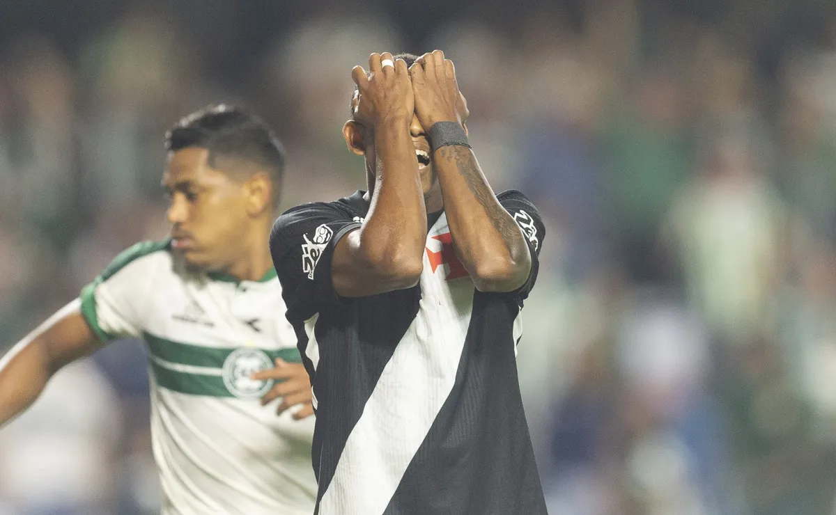 Vasco mantém invencibilidade com Renato, mas defesa volta a preocupar