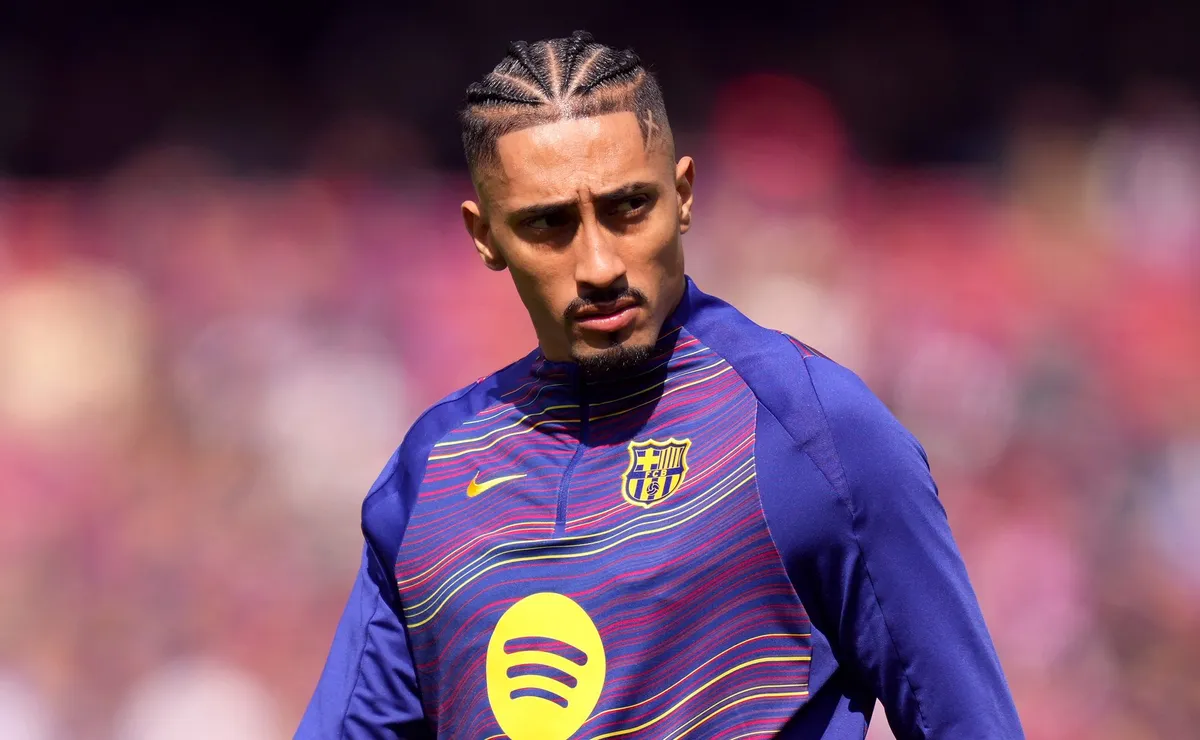 Presidente do Barcelona não esconde incômodo com lesão de Raphinha na Seleção: ”É uma vergonha”