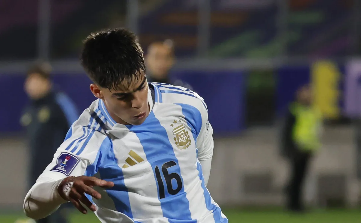 Teo Rodríguez é especulado no Palmeiras para substituir Piquerez e diretoria nega conversas