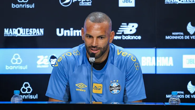 Weverton se tornou titular asboluto do gol gremista