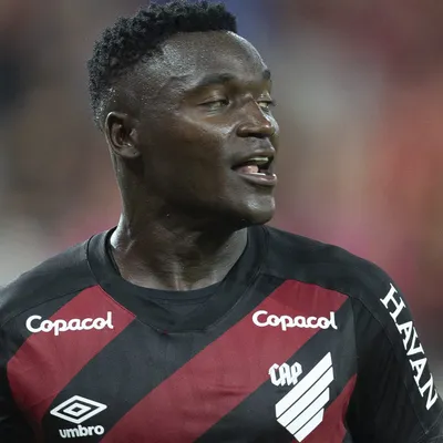 Athletico-PR recusa oferta do Flamengo por Viveros