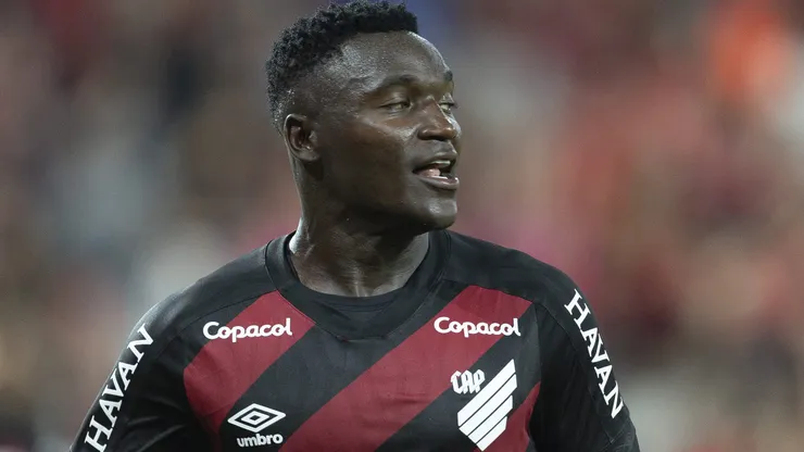 Atacante faz grande temporada - Foto: Hedeson Alves/AGIF.