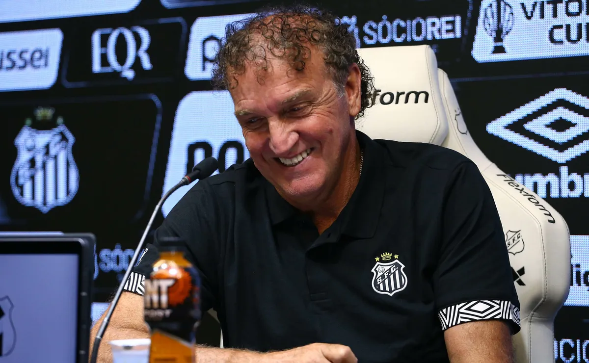 Cuca prepara ataque antes de Santos x Remo aproveitando fragilidade defensiva do adversário em 2026