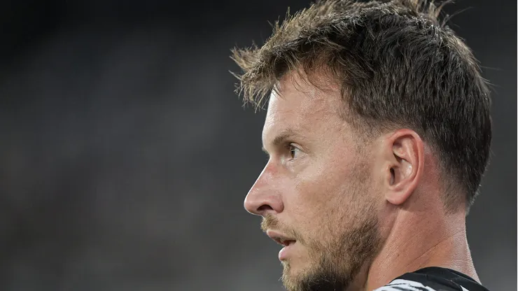 Goleiro Neto, do Botafogo, foi reintegrado ao elenco por ordem de novo técnico