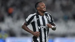 Edenilson jogador do Botafogo comemora seu gol durante partida contra o Bangu no estadio Engenhao pelo campeonato Carioca 2026. Foto: Thiago Ribeiro/AGIF