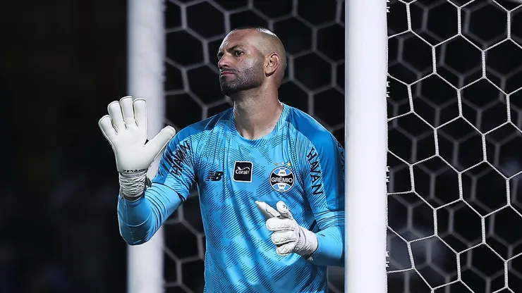 Weverton, goleiro do Grêmio - Foto: Ettore Chiereguini/AGIF
