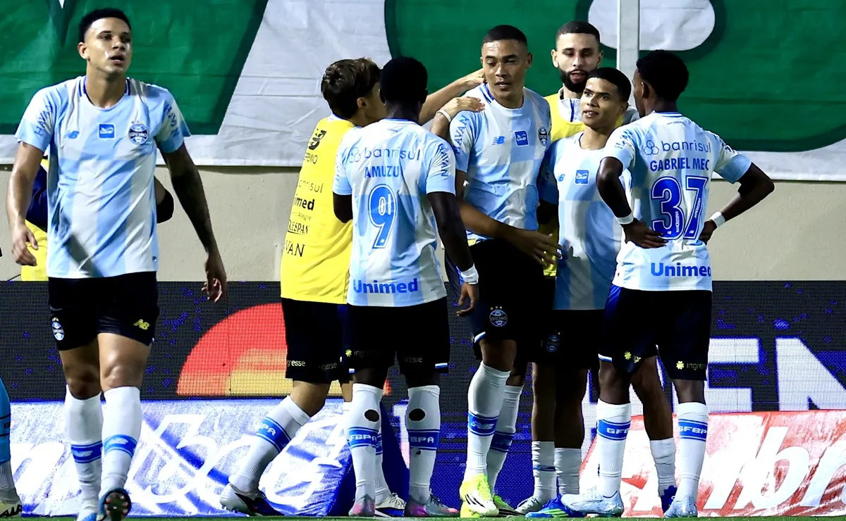 Carlos Vinícius marca, mas Grêmio perde para o Palmeiras por 2 a 1 no Brasileirão