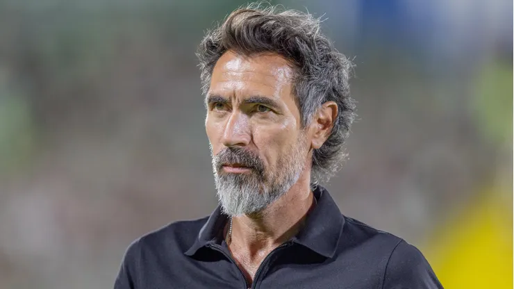 Eduardo Dominguez tecnico do Atletico-MG durante partida contra o Chapecoense no estadio Arena Conda pelo campeonato Brasileiro A 2026.