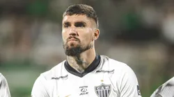 Lyanco durante partida do Galo em Chapecó