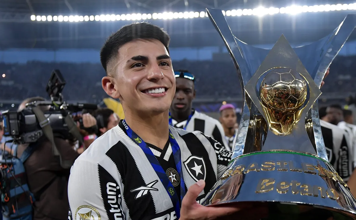 Diretor do Atlanta United se posiciona sobre processo contra o Botafogo por Almada: “Cumprir os termos de acordo”