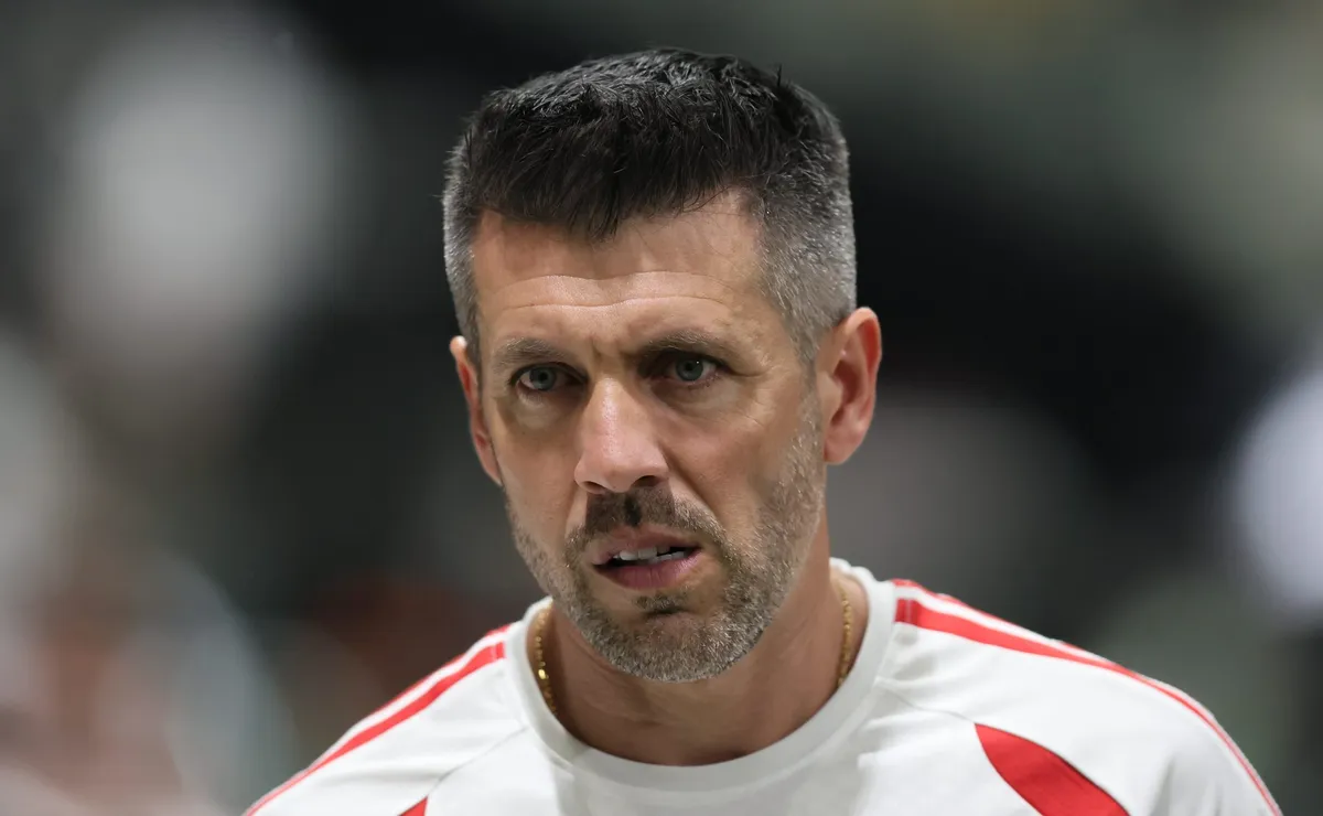 Internacional tem dois desfalques contra o Corinthians e Félix Torres e Bruno Tabata estão fora