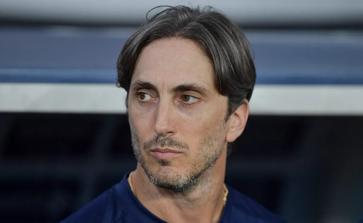 Zubeldía fala sobre calendário apertado do Fluminense: “Já sabíamos de antemão”