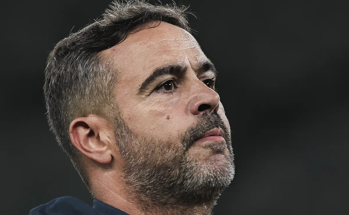 Artur Jorge estreia fora de casa em São Paulo x Cruzeiro para reverter histórico negativo como visitante