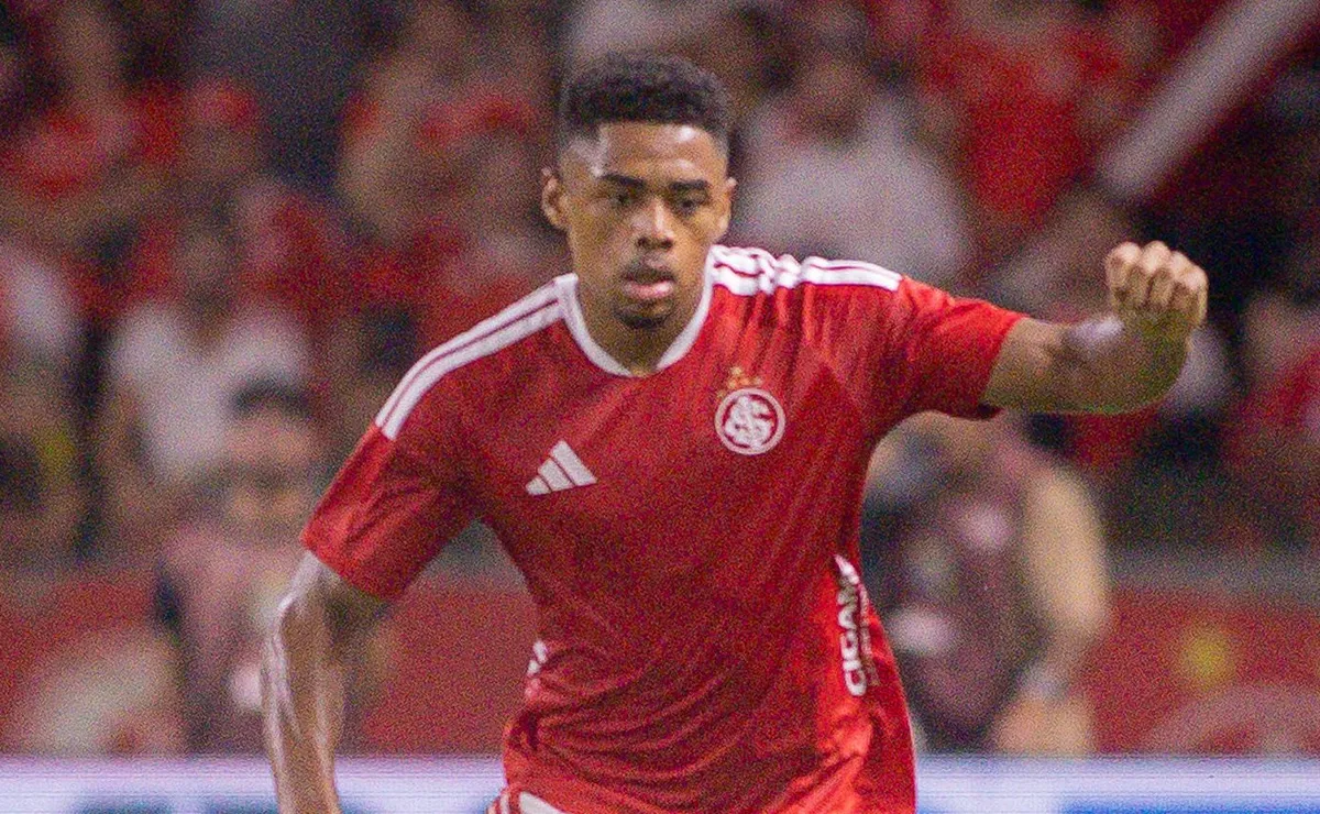 Victor Gabriel puxa a lista de possíveis desfalques no GreNal 452; Pezzolano prepara mudanças