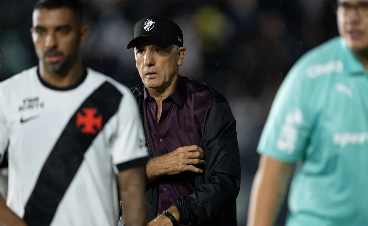 Vasco vê volantes assumirem protagonismo ofensivo enquanto reforços de ataque buscam afirmação