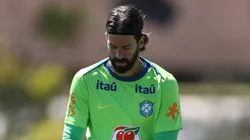 Alisson se posicionu sobre sua condição física - Foto: Marlon Costa/AGIF