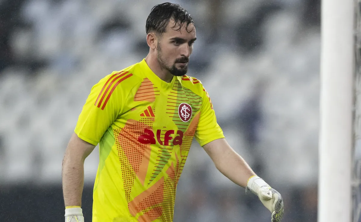 Torcida do Internacional perde a paciência com Anthoni após falha contra o São Paulo: “Ruim demais”