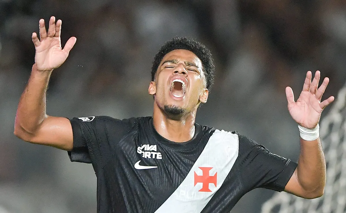 Diagnóstico de Brenner após preocupação no Vasco foi revelado sem chance de lesão no ligamento cruzado