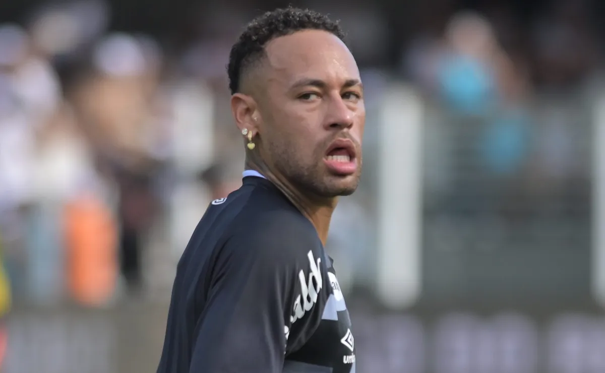 Neymar merece receber punição no Santos após declaração misógina pós-jogo, diz Renata Mendonça