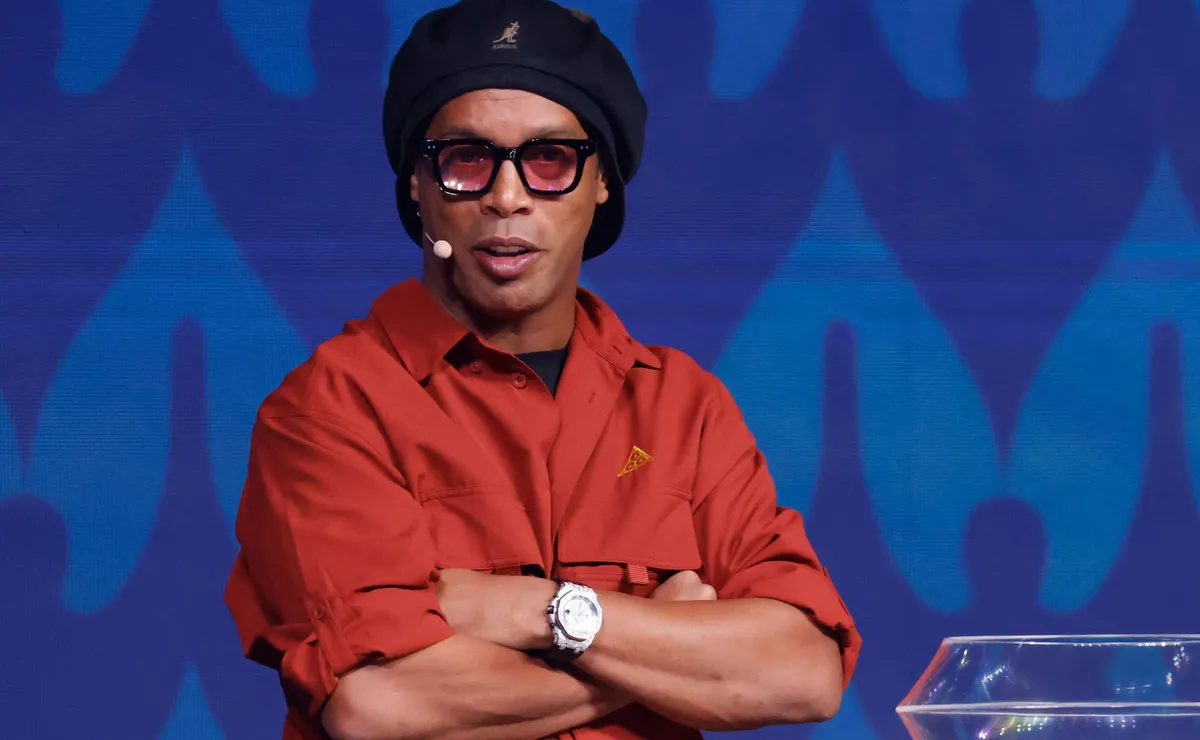 Ronaldinho Gaúcho confia na Seleção Brasileira e projeta Copa do Mundo: “Todos têm muita qualidade”