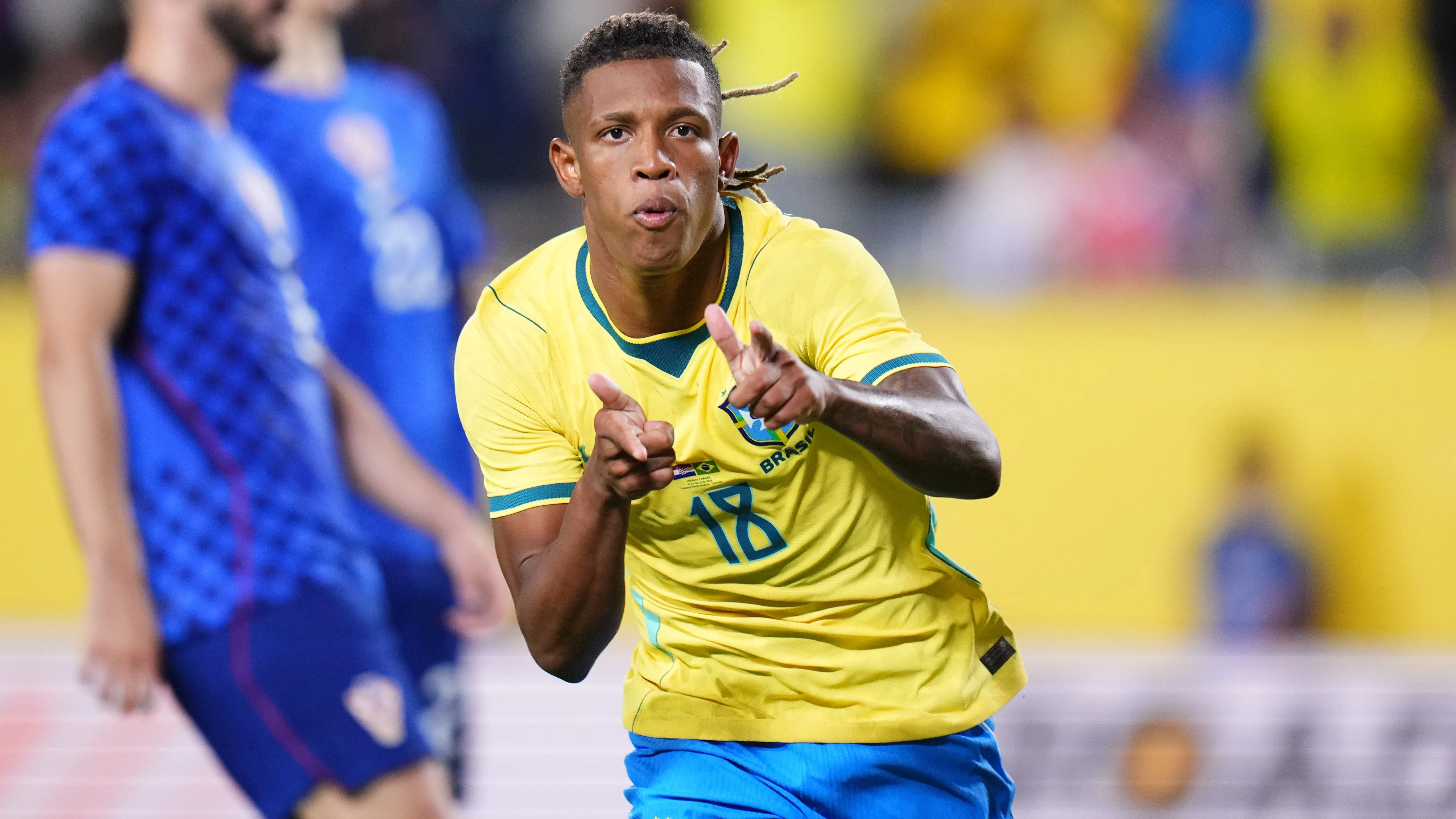 Danilo comemorando gol pela Seleção. (Photo by Rich Storry/Getty Images)