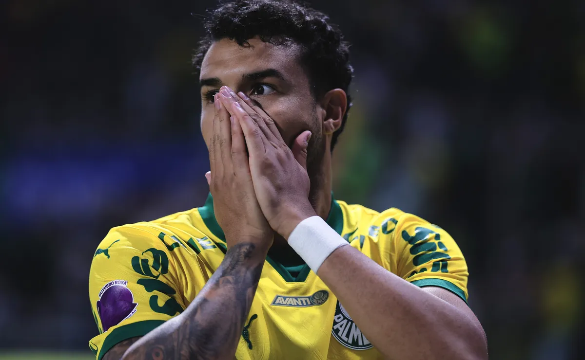 Jefté se junta a Piquerez no departamento médico e vira desfalque do Palmeiras por lesão