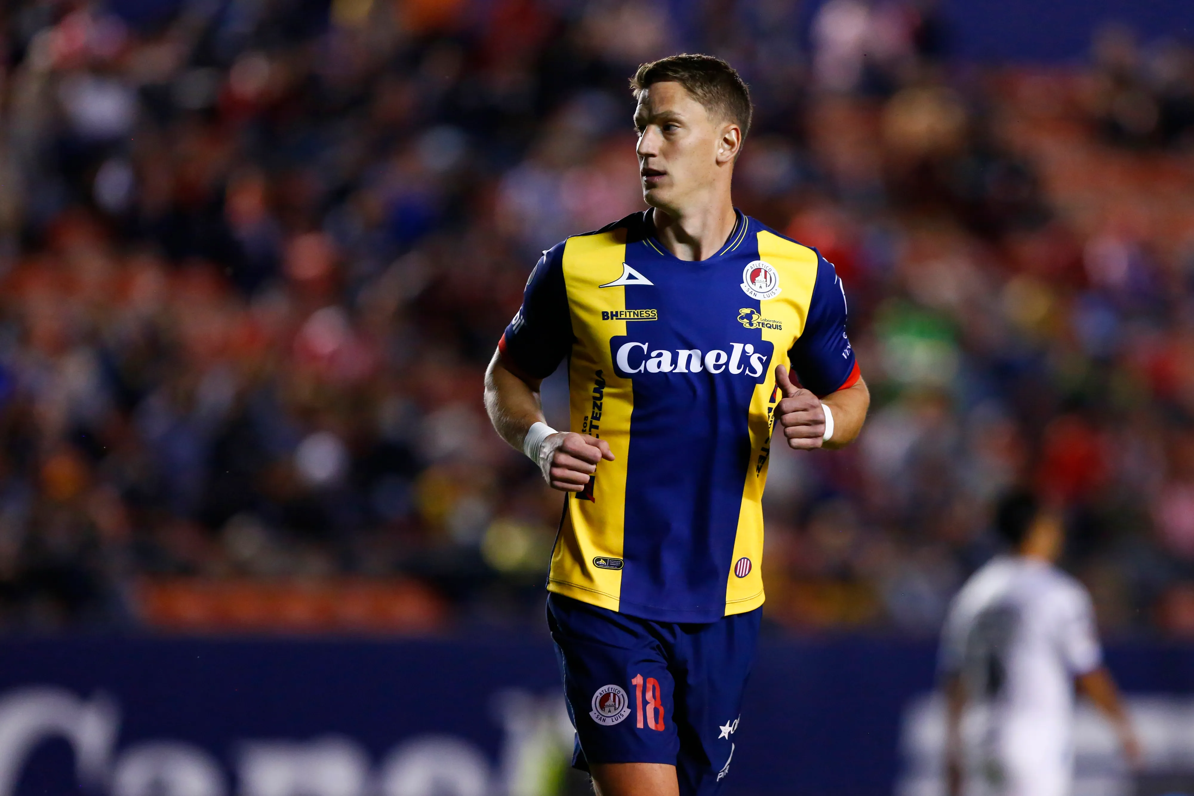 Vombergar em partida do Campeonato Mexicano. Photo by Leopoldo Smith/Getty Images