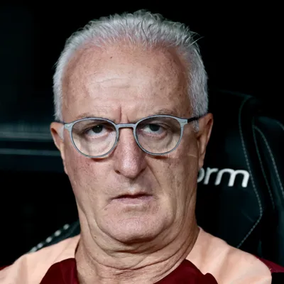 Dorival tem respaldo de Stabile para a sequência da temporada