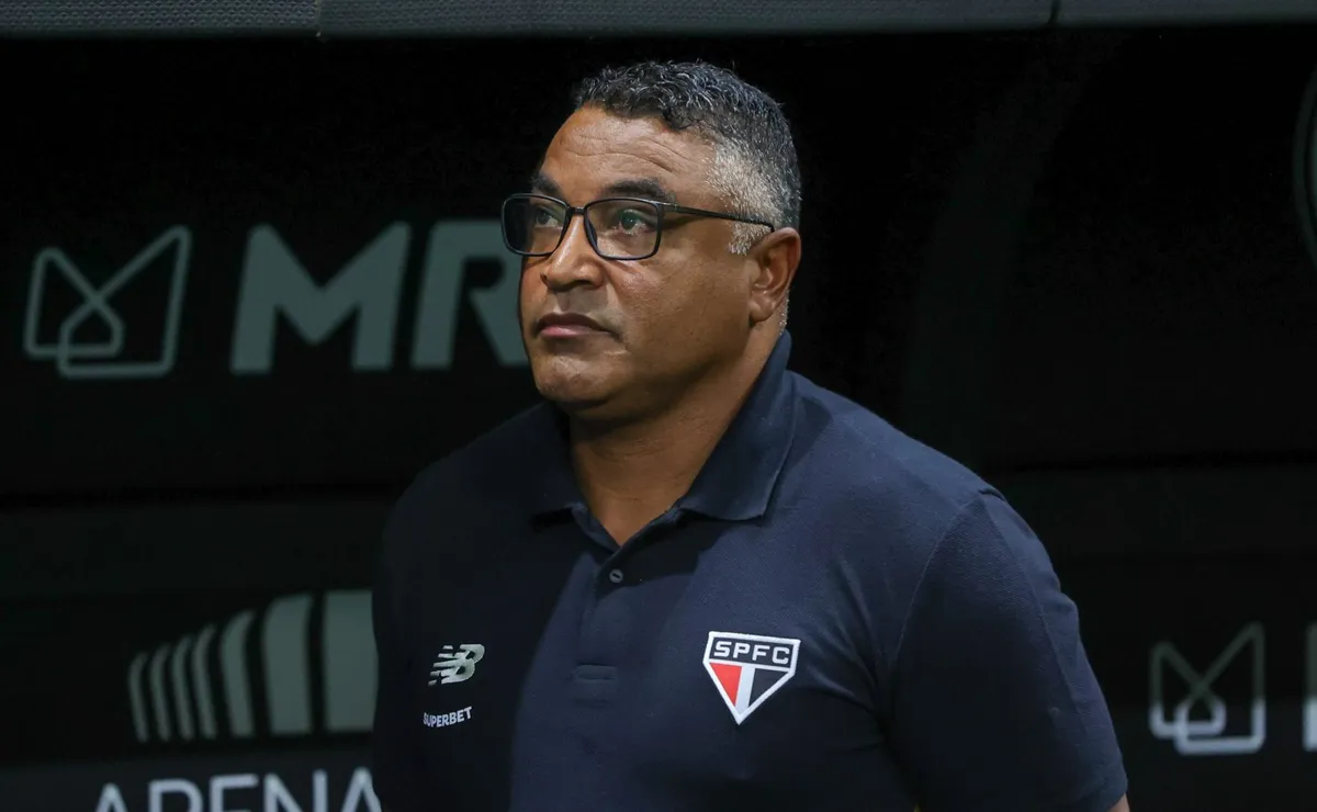 Escalação do São Paulo: Roger Machado prepara mudanças importantes contra o Vasco