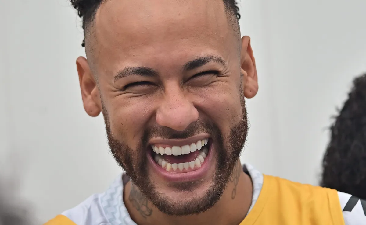 Santos leva Neymar à Neo Química Arena contra Coritiba para aumentar visibilidade perto da Copa do Mundo