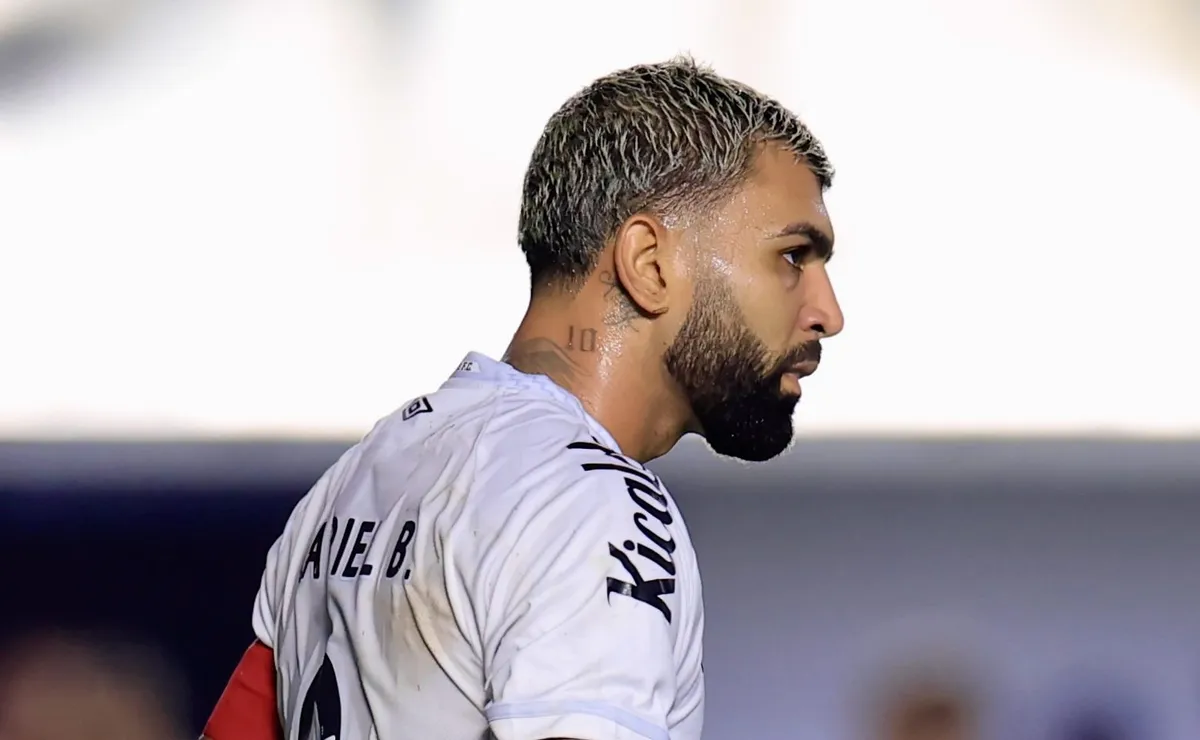 Gabigol se declara ao Flamengo antes de jogo do Santos e desabafa: “É muito complicado pra mim”